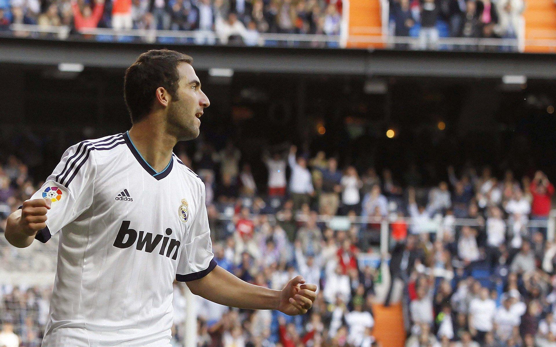 巴萨本世纪号码最佳球员评选，梅西领衔10号，内马尔获11号殊荣